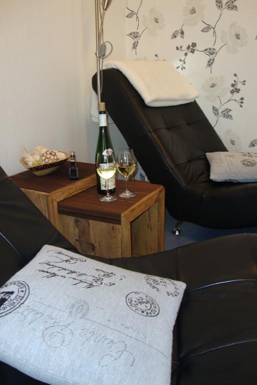 Weingut Pension Gibbert-Pohl Briedel Zimmer foto
